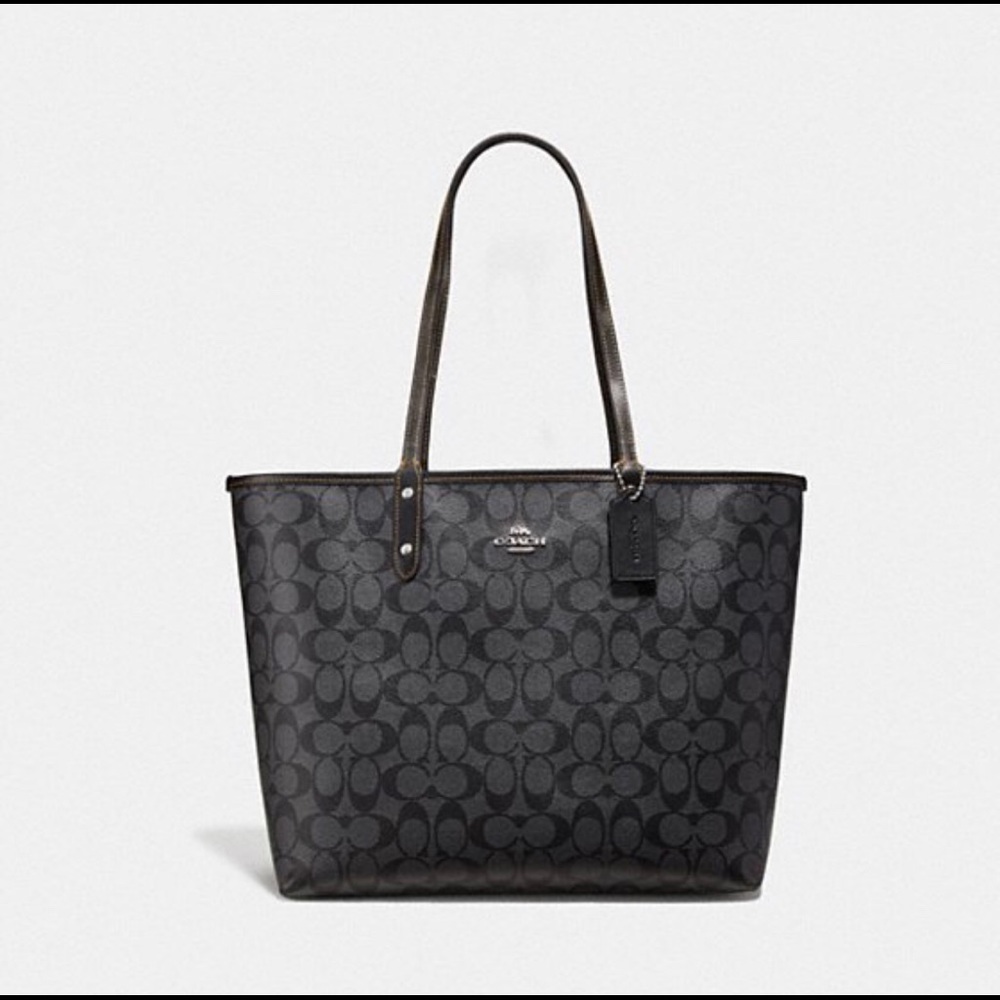 NWT Coach skyline nyc reversible tote&wristlet - Picture 2 of 4